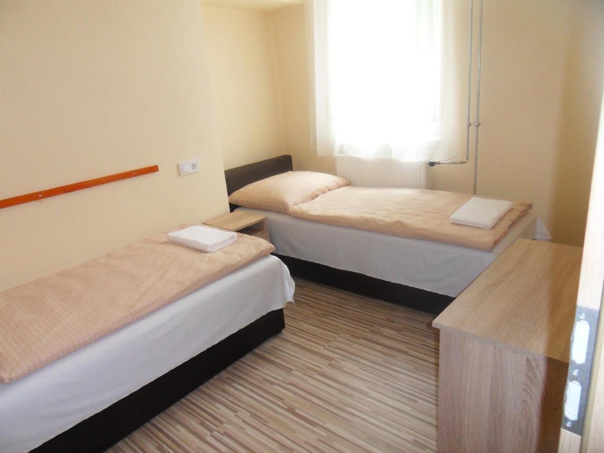 Bed and Breakfast Aba Panzio Zalaszentivan Exterior foto
